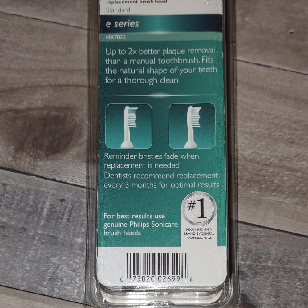 Philips Sonicare E-Series Toothbrush with White and Green - Picture 3 of 4